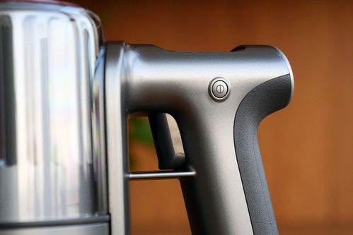 石頭手持無線吸塵器H6體驗 大吸力長續(xù)航，清潔更徹底